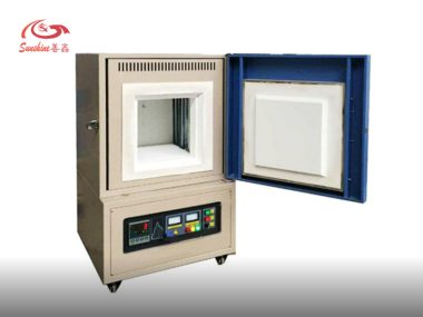 Horno mufla a 1400 ℃ Horno mufla con temperatura máxima de 1400 ℃.